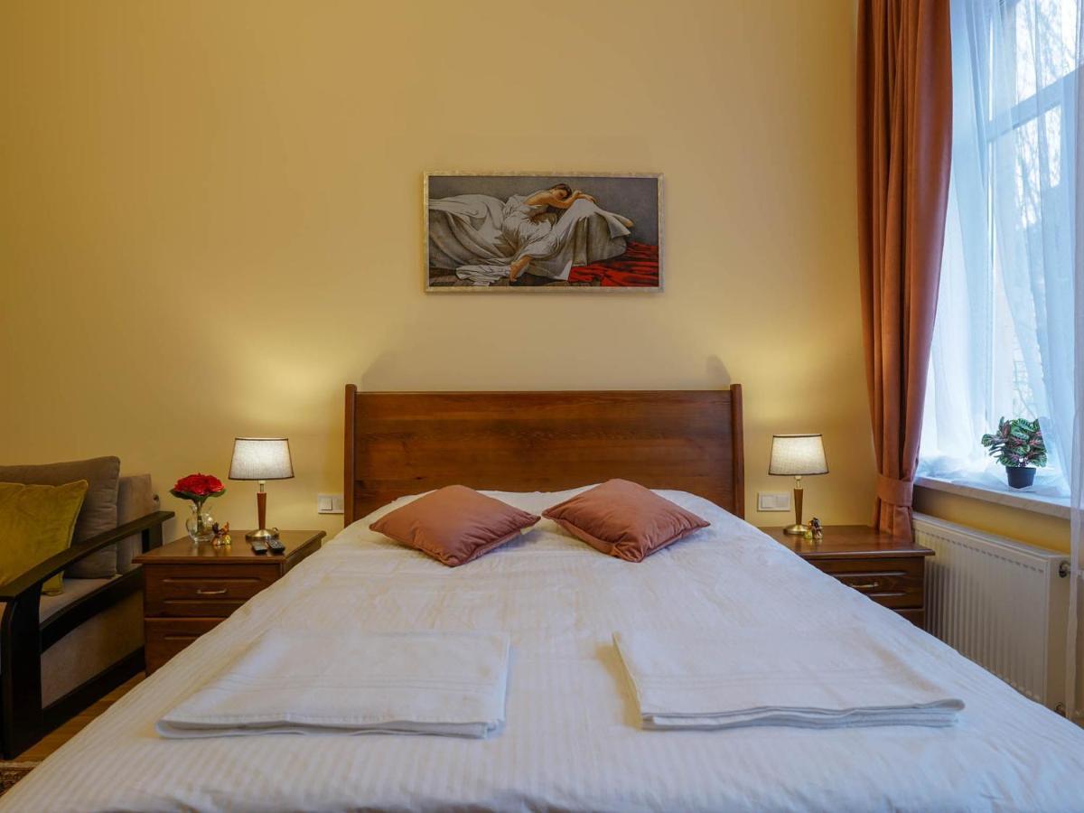 Lviv Suites At Shopena St. 4 Exterior photo