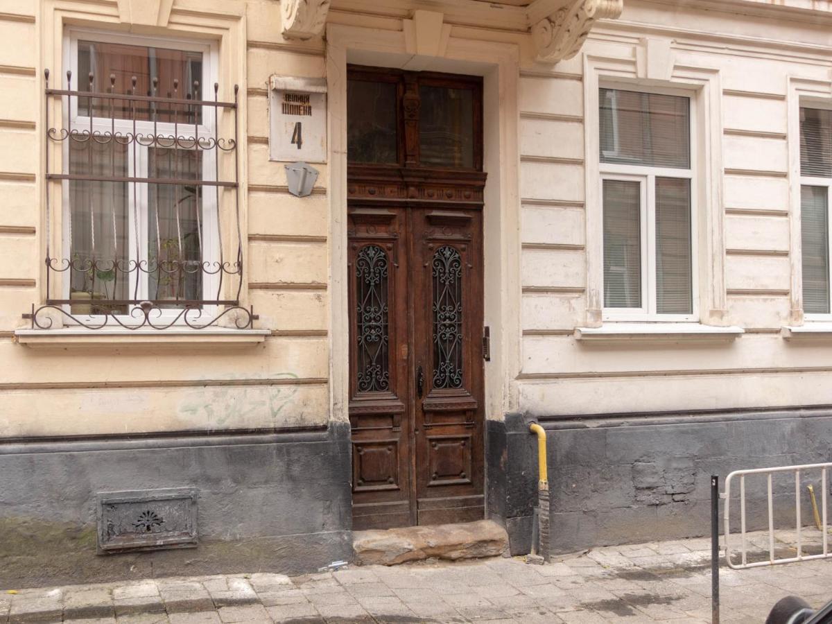 Lviv Suites At Shopena St. 4 Exterior photo